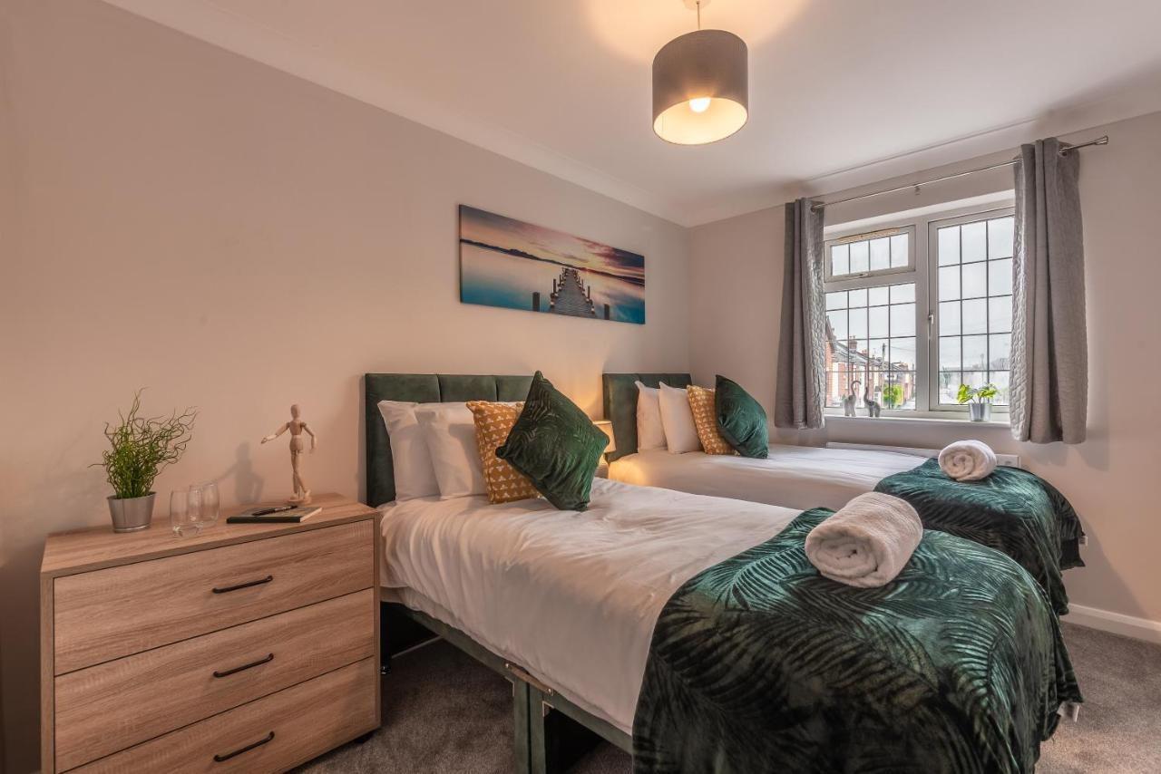 Luxury House With Garden And Parking Holiday home
